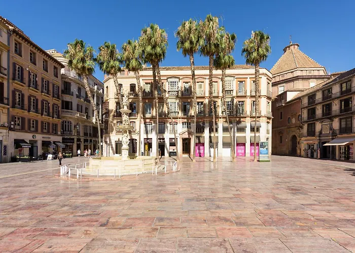 Bright Apartment in Málaga Historical Center